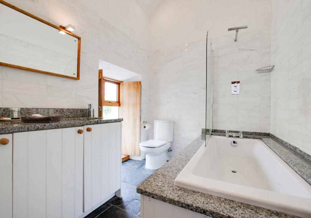 Slade Barn Villa ออกซ์วิช ภายนอก รูปภาพ